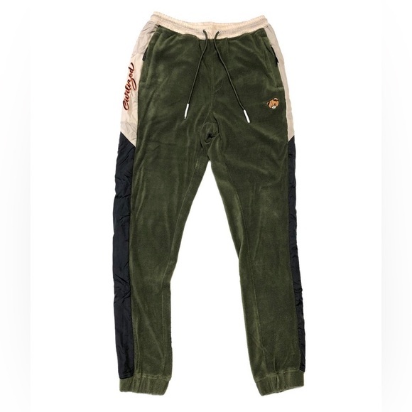 CIVILIZED POLAR FLEECE SET W/ NYLON TRIM
STYLE: CV5069-5070
COLOR: Olive - Picture 3 of 5